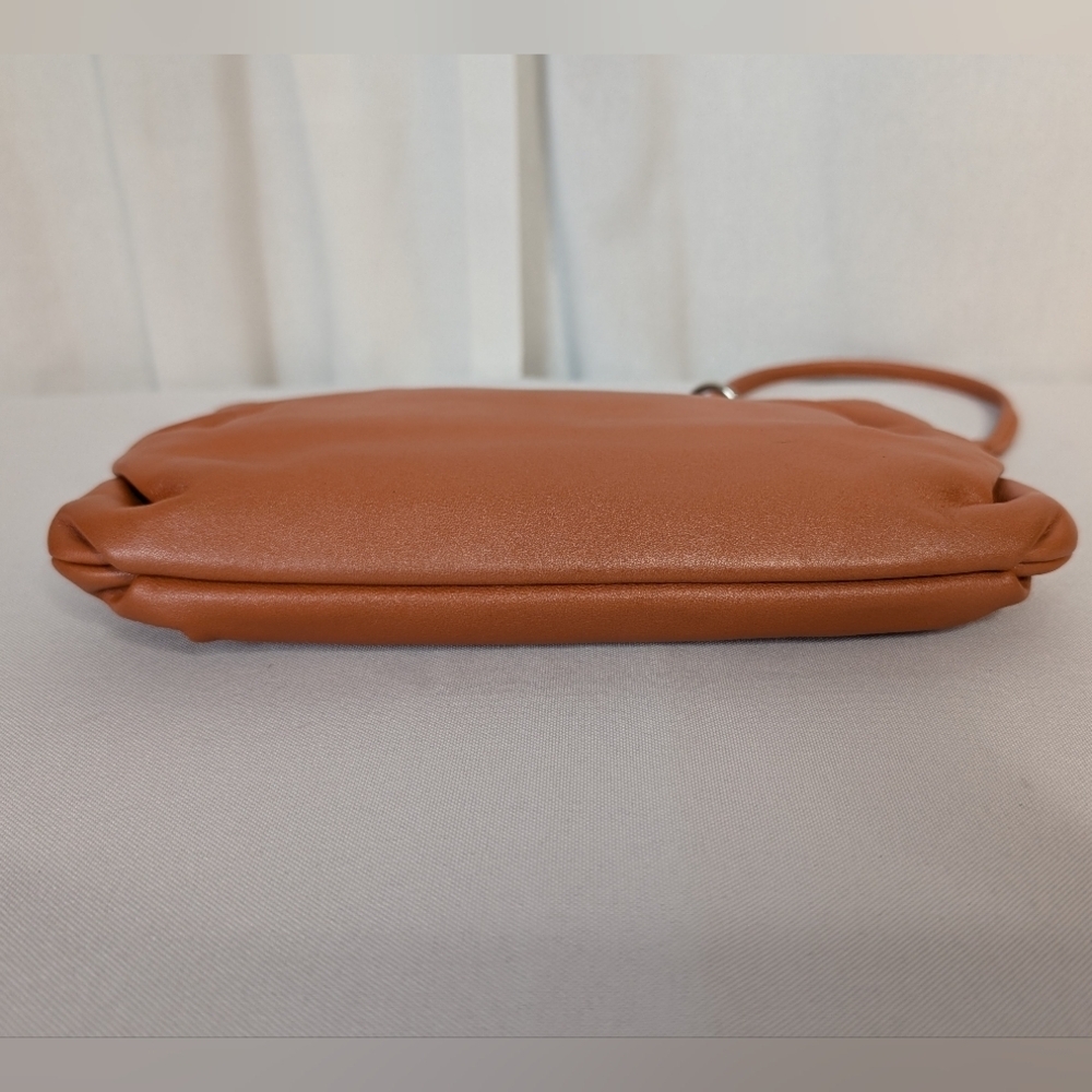 Coach Leather Wristlet Clutch with Hang Tag EUC Tan Orange - Picture 7 of 10